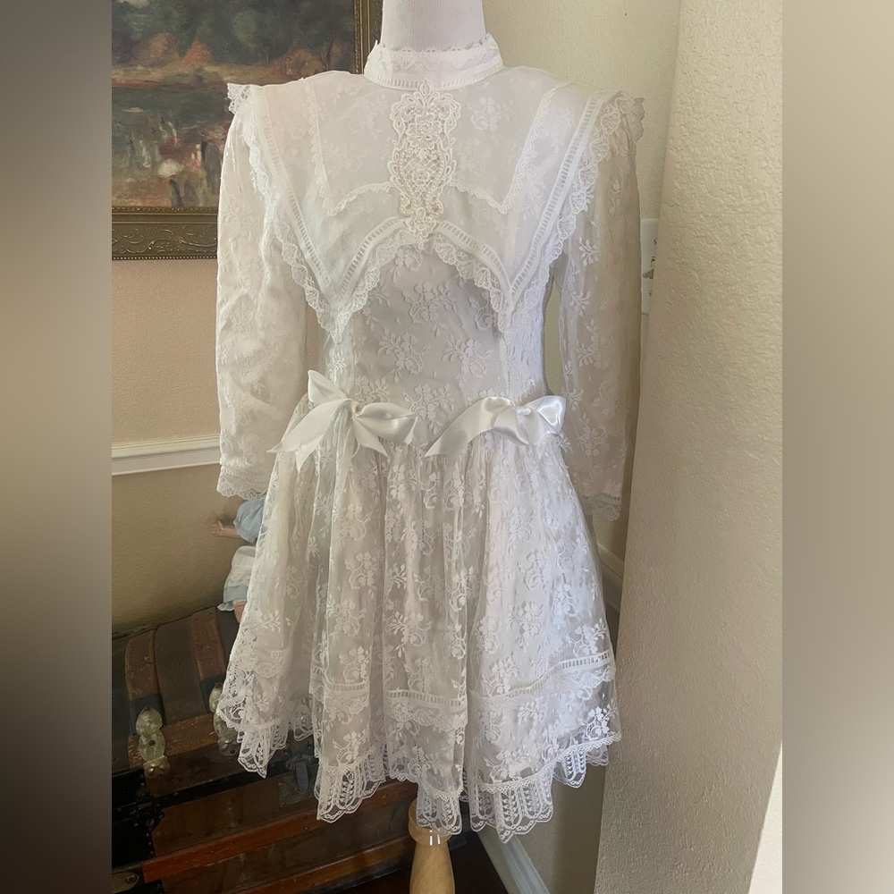 Vintage Lace Formal Jessica McClintock White Kids Dress